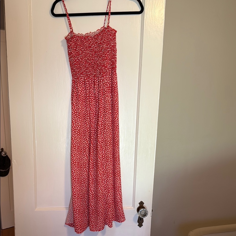 RESA | XS | red and white floral dress with slit